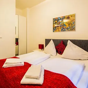 https://labyrinth-apartments-by-ruterra.praguehotelsweb.com